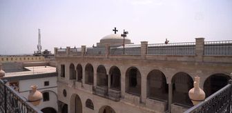 DEAŞ'ın tahrip ettiği tarihi kilise, 8 yıl aradan sonra yeniden açıldı