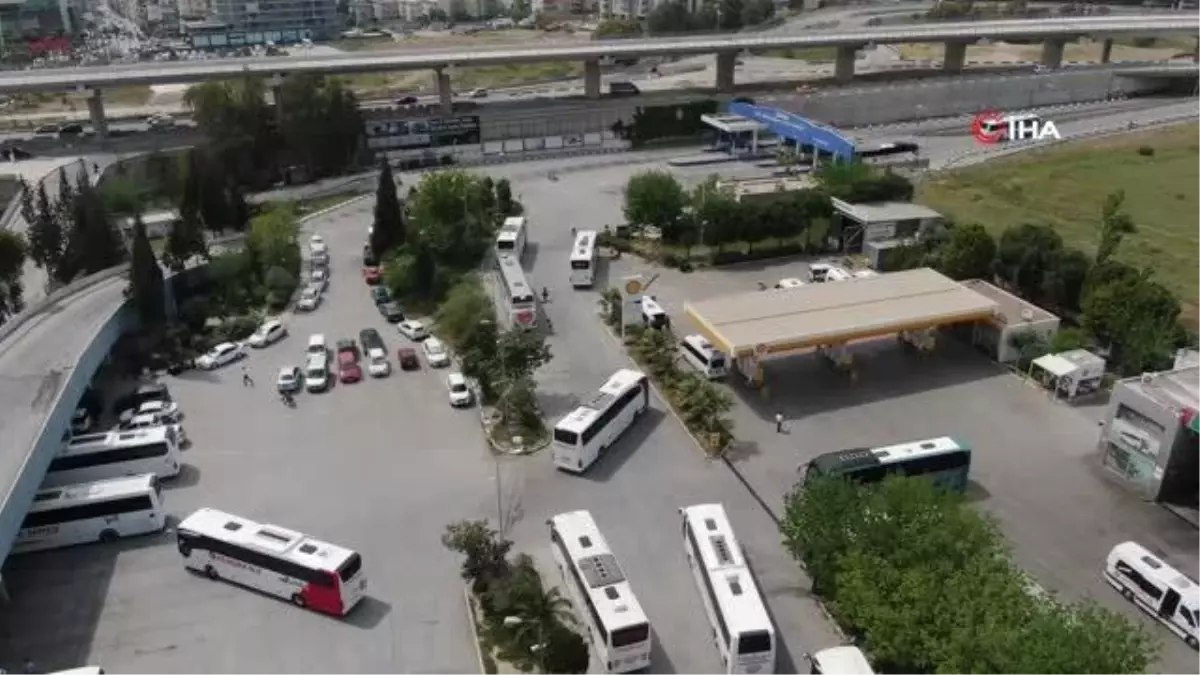 İzmir Otogarı'nda bayram yoğunluğu