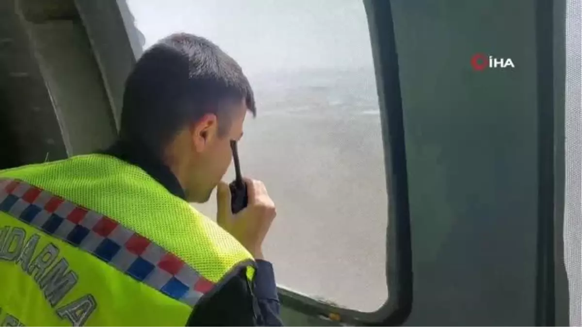 Jandarma bayram öncesi trafiği hem havadan, hem de karadan denetliyor