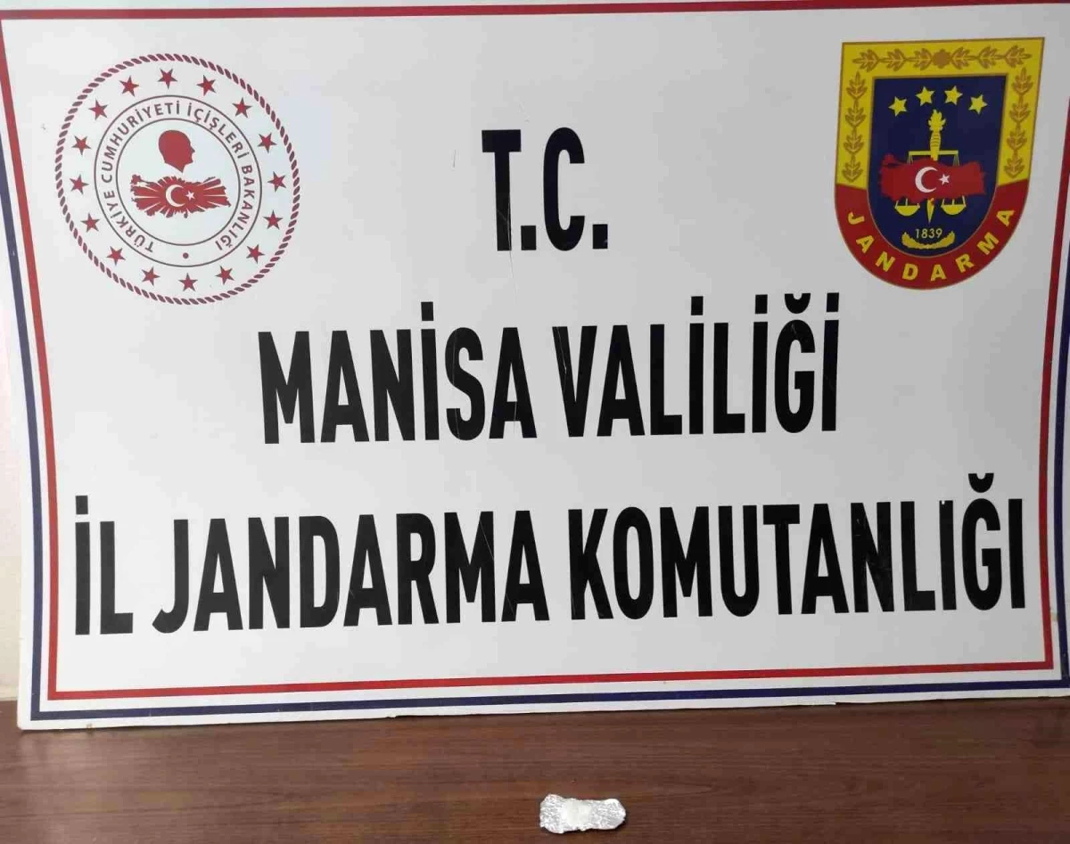 Jandarma uyuşturucuya geçit vermiyor