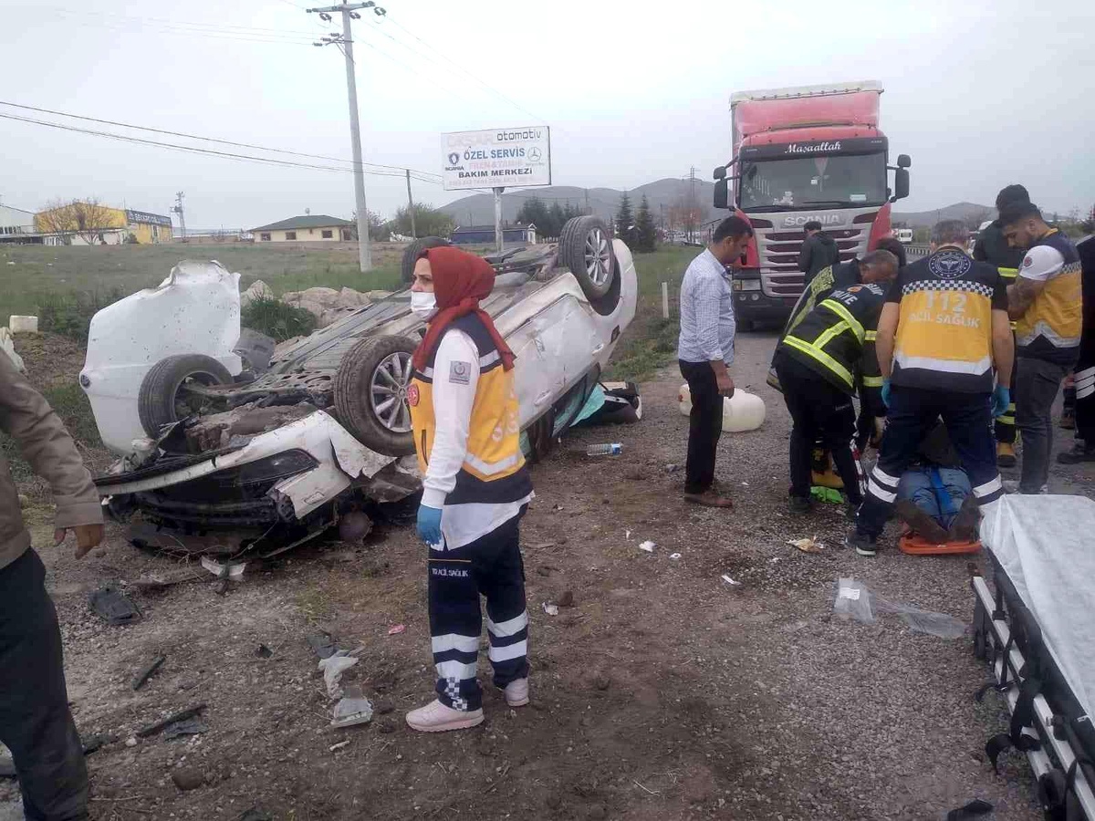Son dakika haber! Nevşehir\'de otomobil takla attı: 3 yaralı
