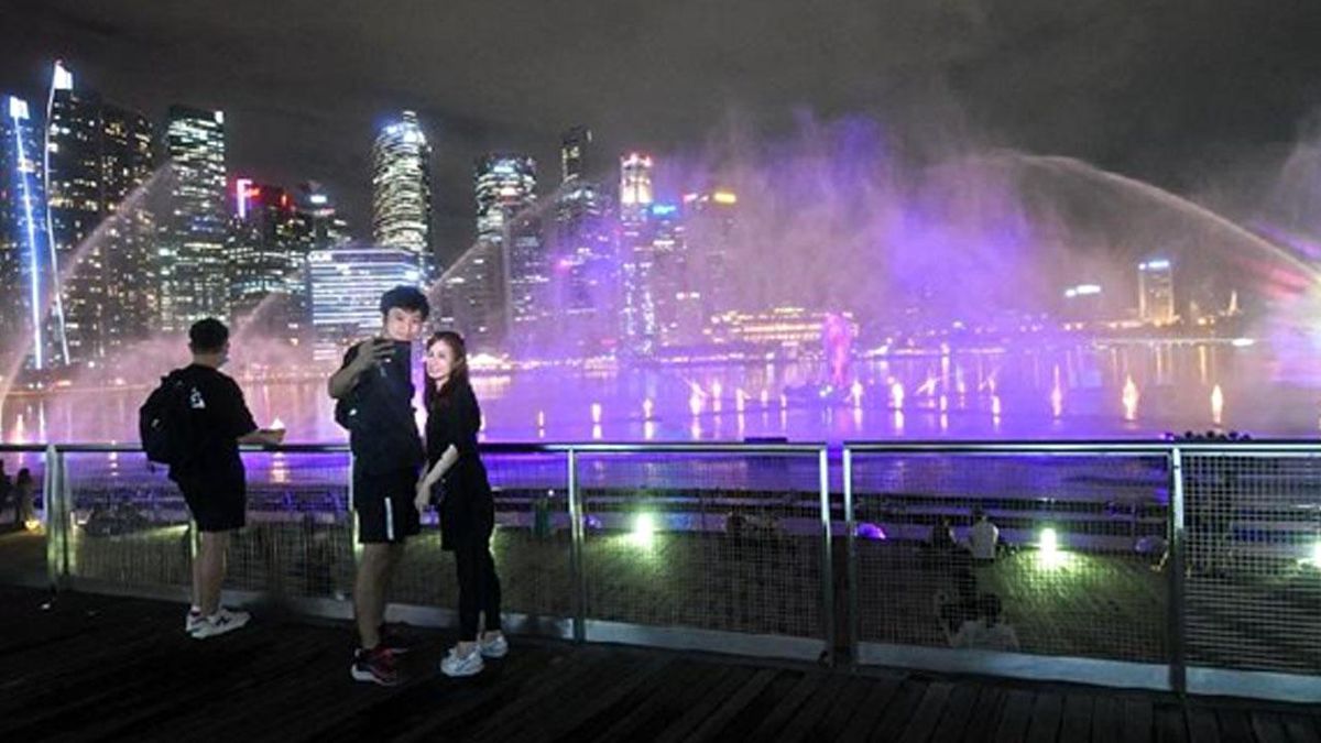 Singapur\'da "Spectra" Işık Gösterisi