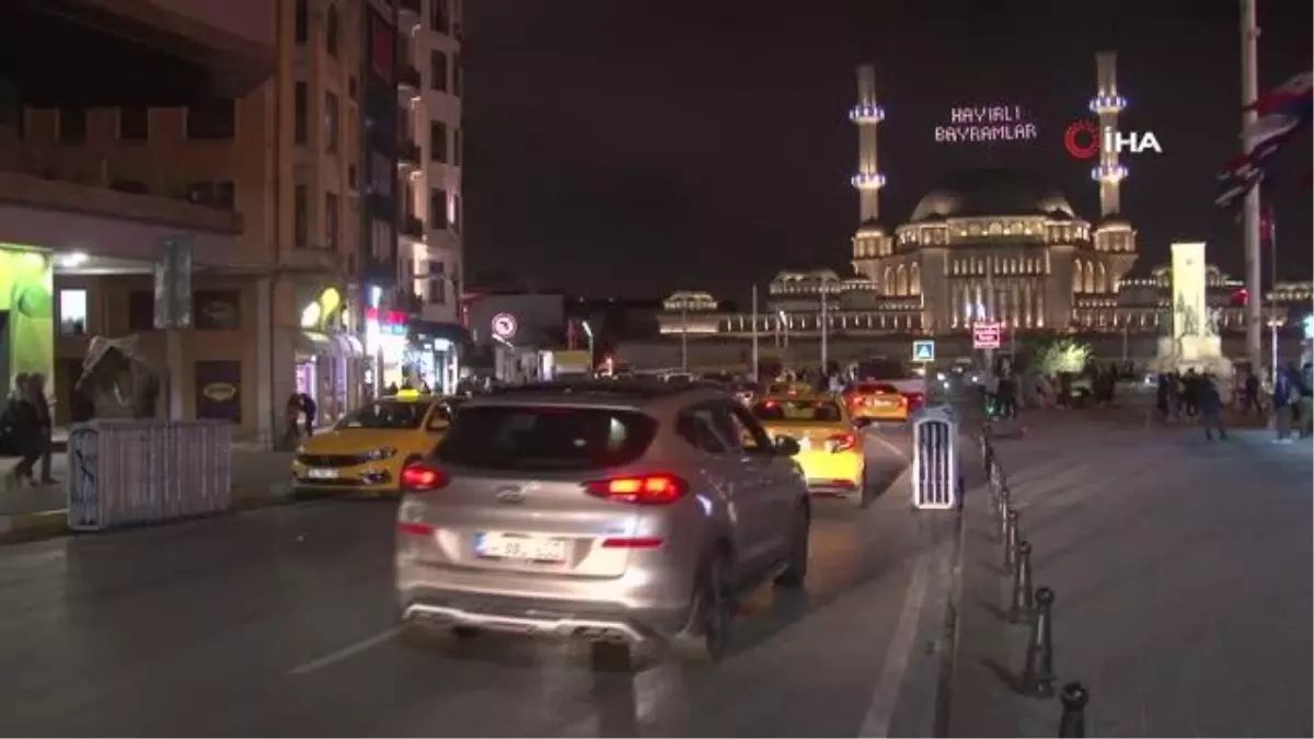 1 Mayıs tedbirleri kapsamında kapatılan Taksim Meydanı tekrar açıldı