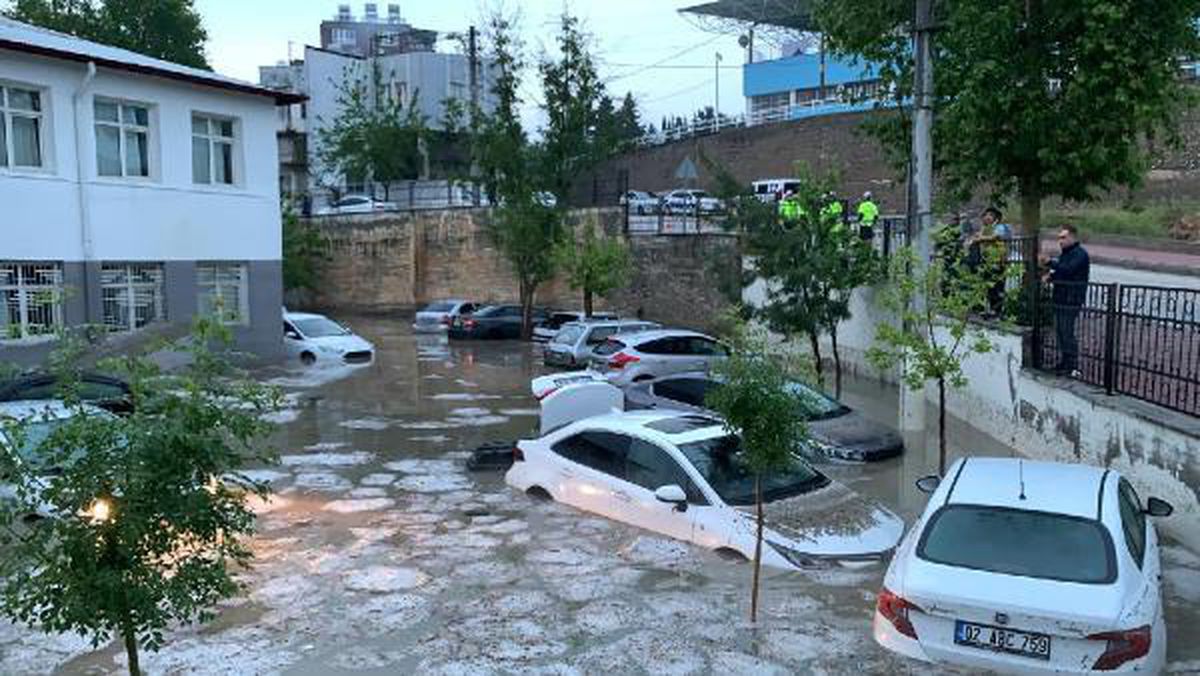 Adıyaman\'da sağanak yağmur (2)
