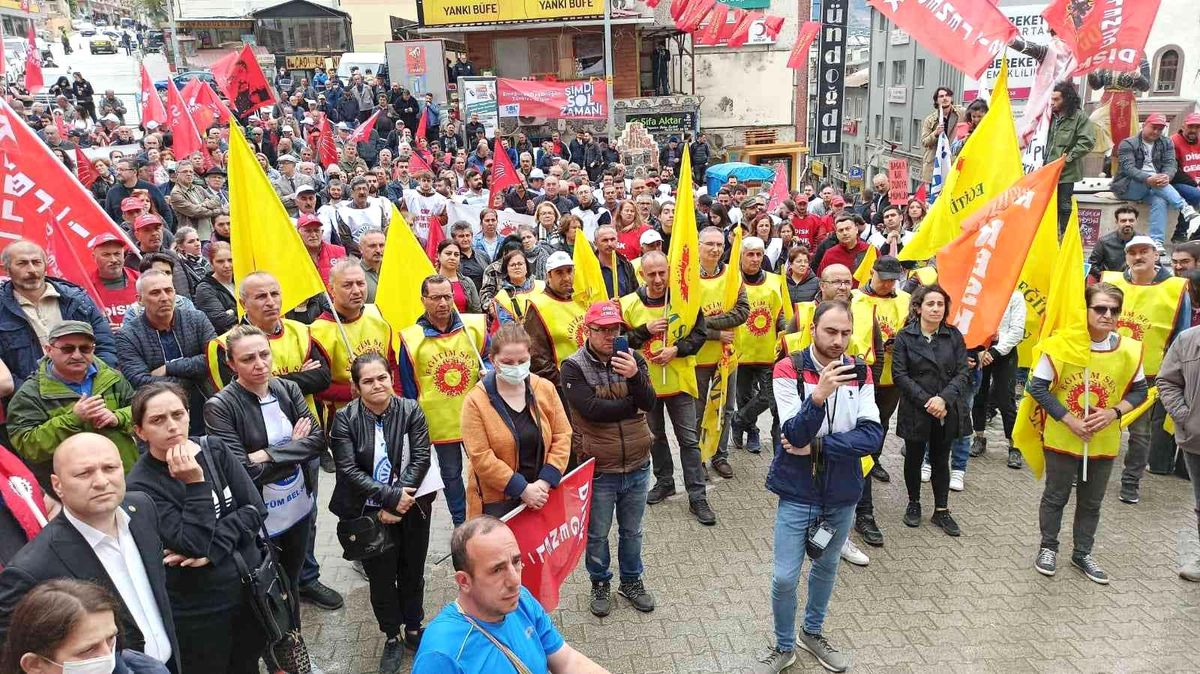 Artvin\'de 1 Mayıs İşçi Bayramı kutlamaları