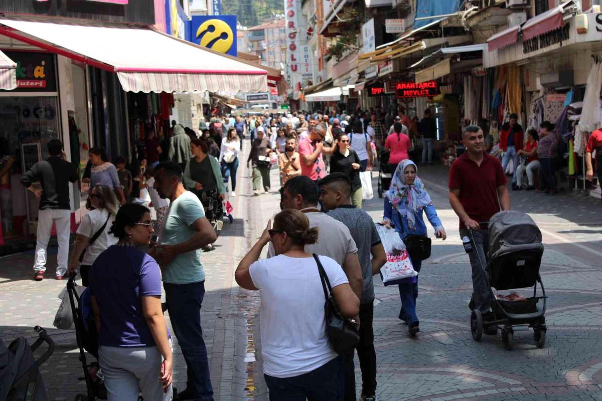 Aydın\'da bayram yoğunluğu