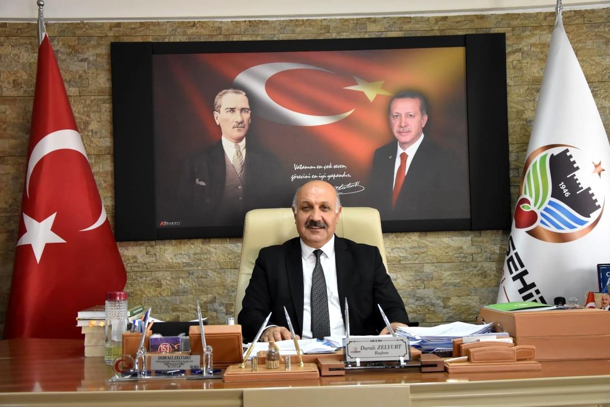 Başkan Zelyurt'dan bayram kutlaması