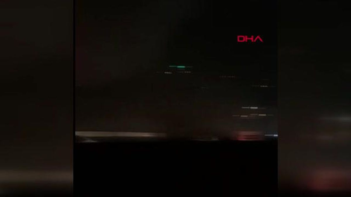 BOLU-LASTİĞİ PATLAYIP, YOLUNA DEVAM EDEN YOLCU OTOBÜSÜNDE YANGIN ÇIKTI