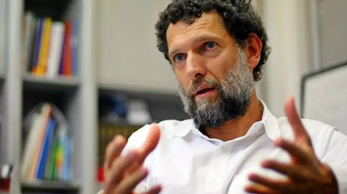 Gazeteci Cem Küçük\'ten Osman Kavala kararına tepki: 15 Temmuz iddialarının uydurma olduğunu düşünüyorum