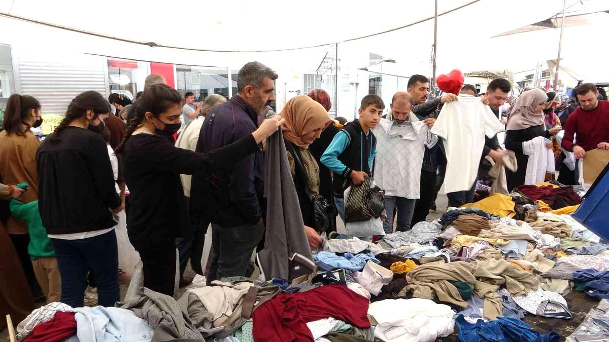 Malatya'da çarşı ve pazarda bayram hareketliliği