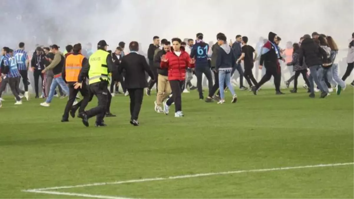 Antalyaspor, Trabzonspor maçından sonra açıkladı: Futbolcularımızı dövdüler