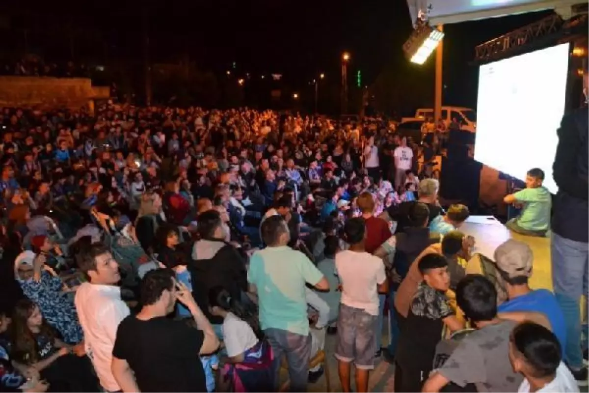 Trabzonspor'un şampiyonluğu Kırıkhan'da kutlandı