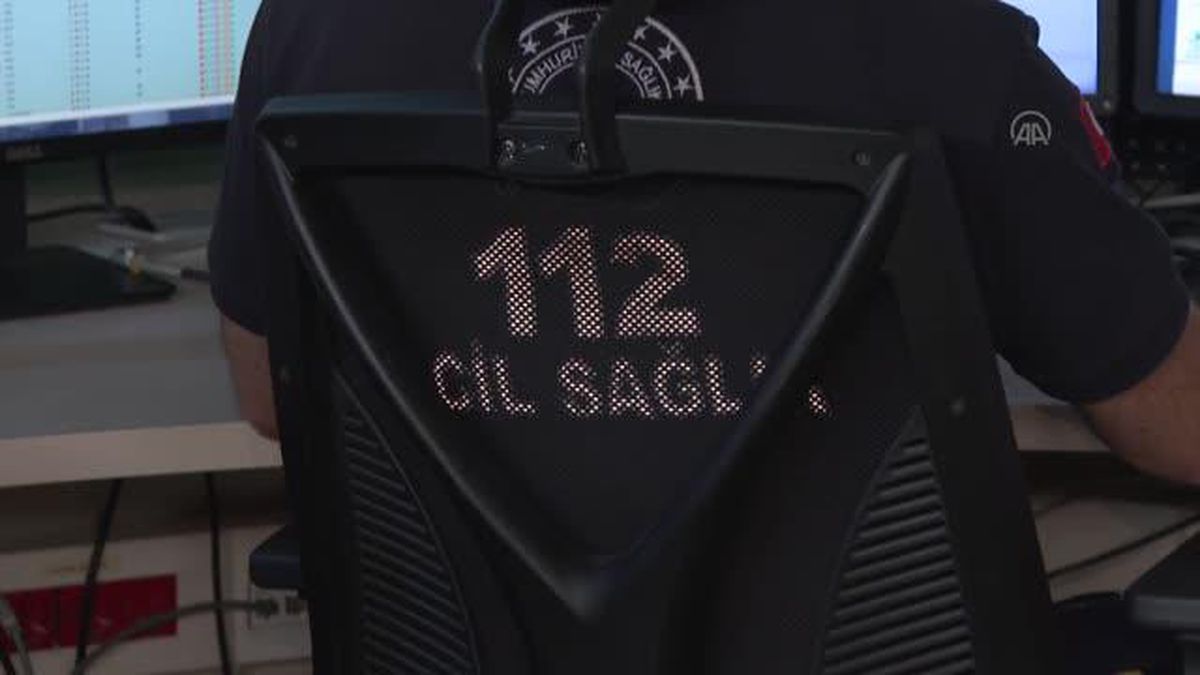 '112 Acil Çağrı Merkezi' çalışanları Kovid-19'dan uzak mesainin sevincini yaşıyor