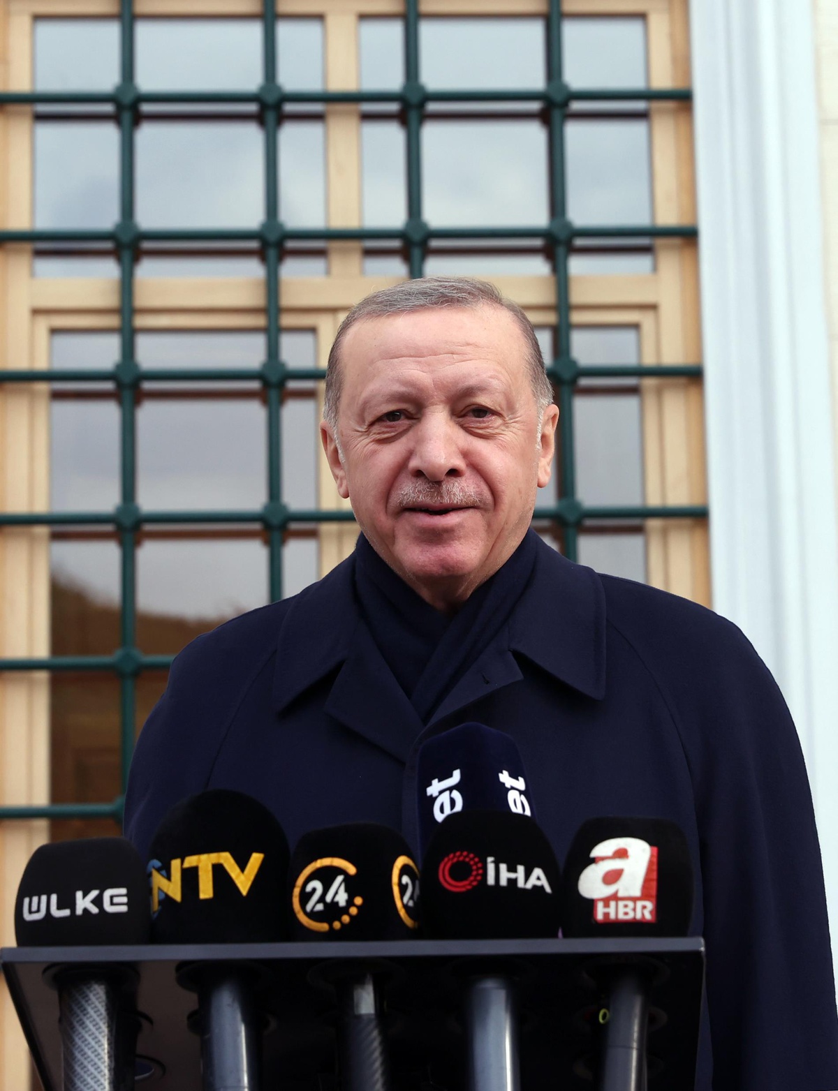 Cumhurbaşkanı Erdoğan, bayramı namazı sonrası soruları yanıtladı Açıklaması