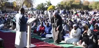 JOHANNESBURG - Güney Afrika'da Ramazan Bayramı namazı