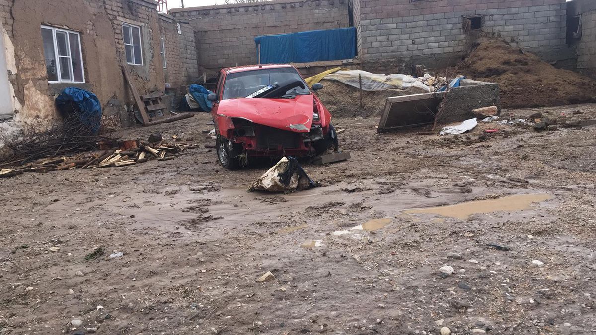 Kahramanmaraş\'ta şiddetli yağmur hayatı olumsuz etkiledi