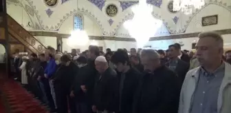 Mudurnu'da bayram namazı