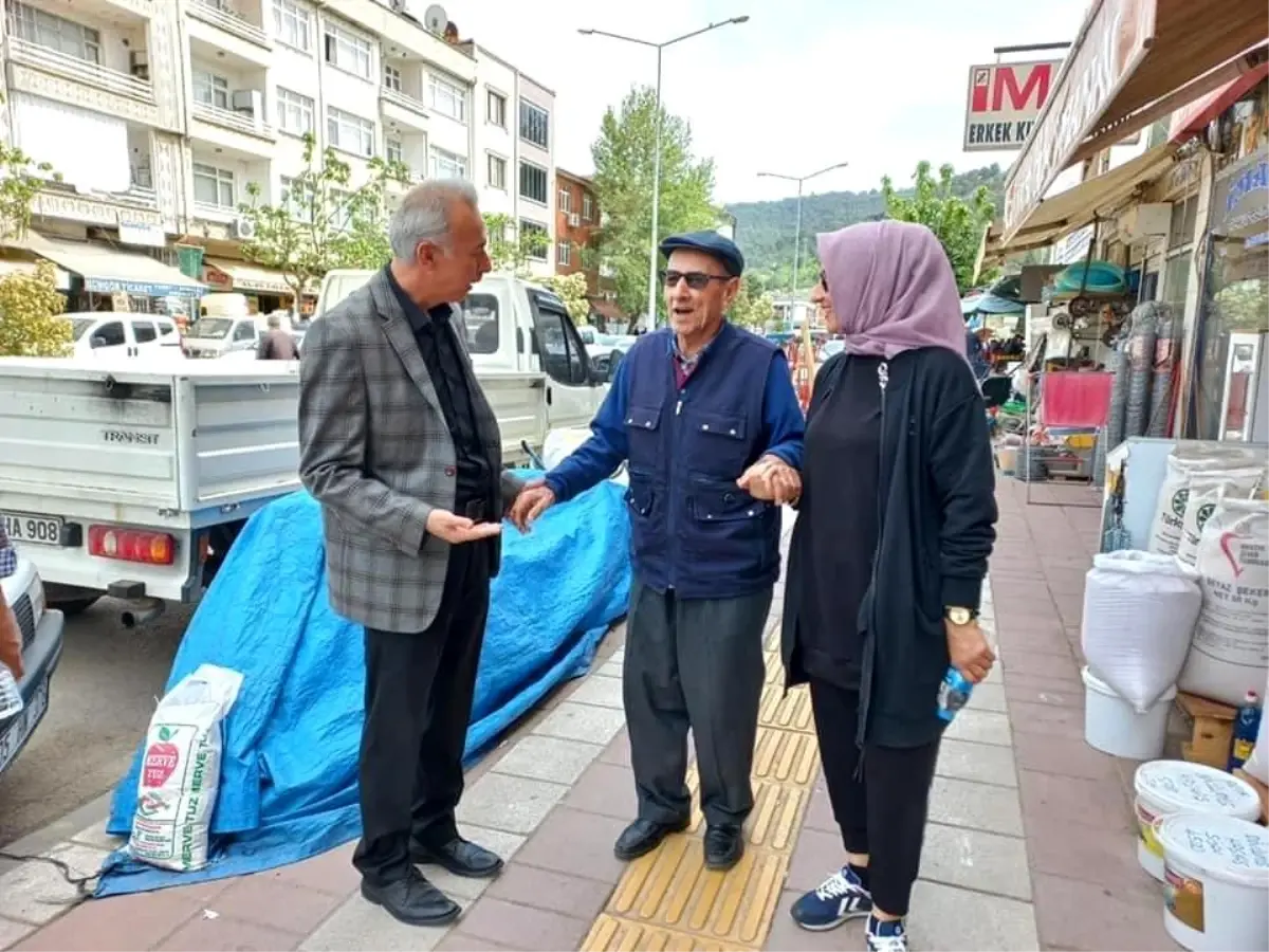 Başkan Öztürk, Taşovalı vatandaşlarla bayramlaştı