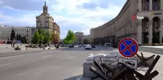 Kiev'de güvenlik önlemleri azaltılıyorÖzgürlük Meydanı'ndaki barikatlar kaldırıldı