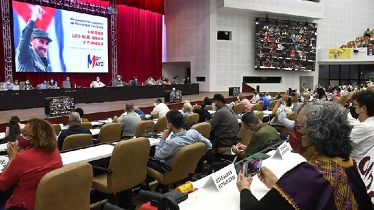 Küba Dışişleri Bakanı, ABD Ablukasına Karşı Uluslararası Dayanışma İçin Teşekkürlerini İletti