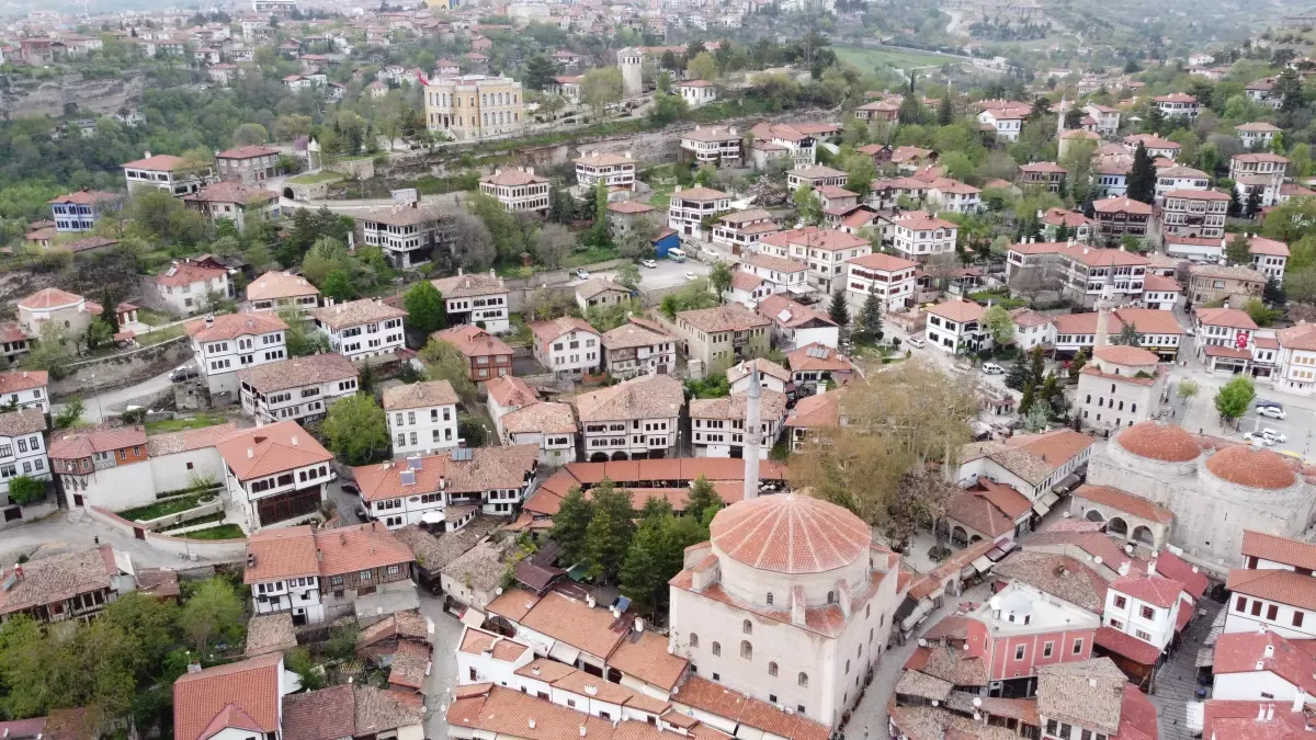 Safranbolu\'da bayram yoğunluğu