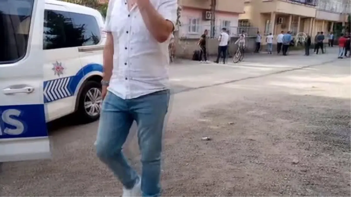 Uyuşturucu sattıkları iddiasıyla tepki gösterilen 2 kişi gözaltına alındı