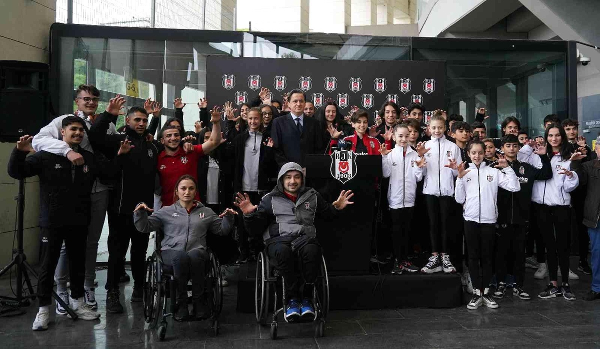 Beşiktaş\'ta geleneksel bayramlaşma töreni yapıldı
