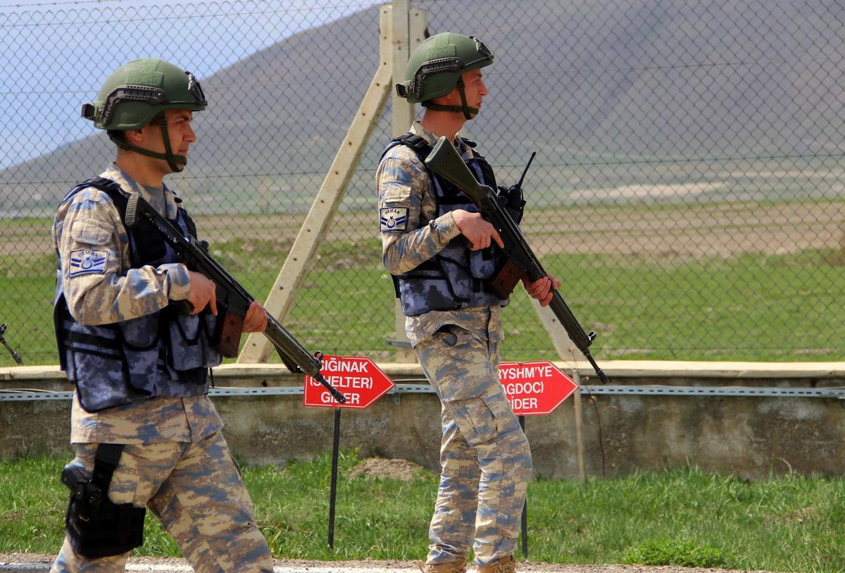 'Doğunun Gözleri' bayramda da nöbet başında