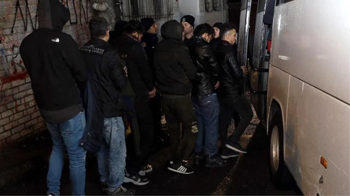 İstanbul\'da tespit edilen 582 kaçak göçmen için sınır dışı kararı