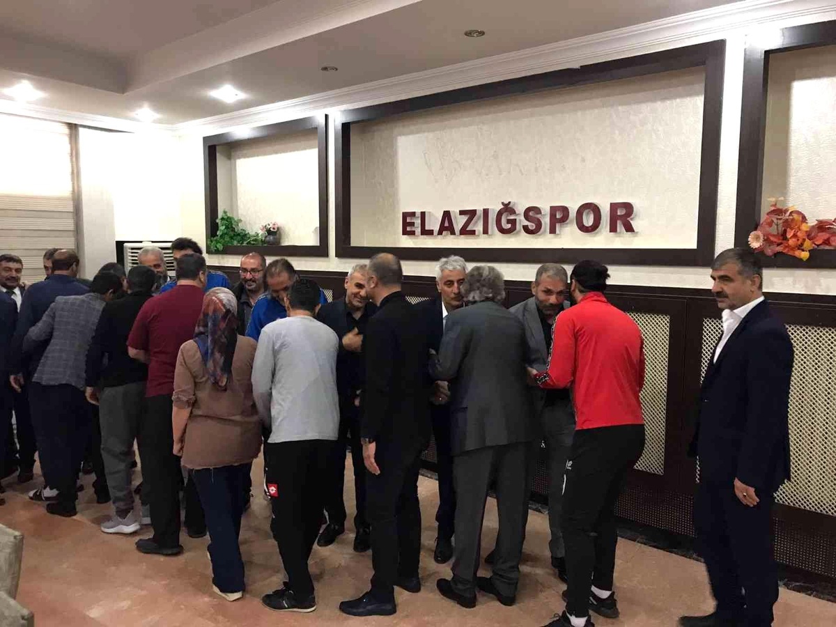 Elazığspor\'da bayramlaşma töreni yapıldı
