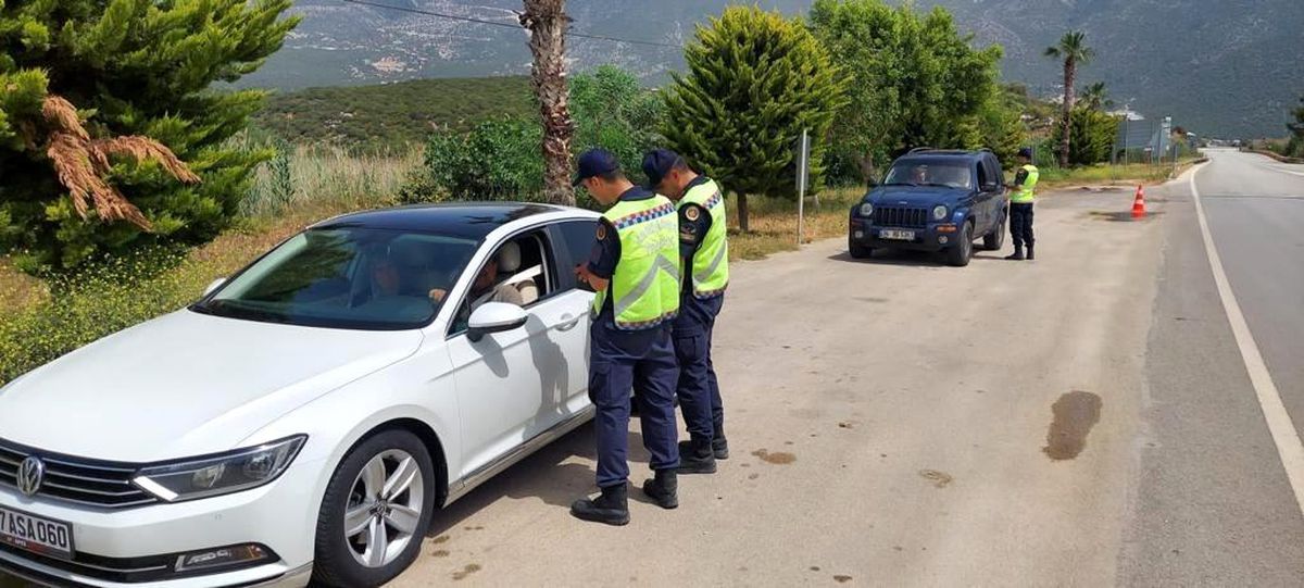 Son dakika haber... Jandarmadan emniyet kemeri denetimi