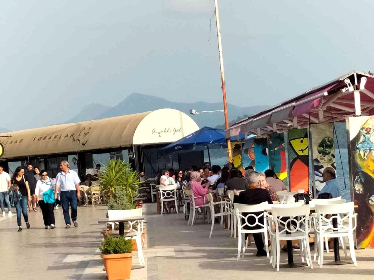 Köyceğiz\'de bayram yoğunluğu yaşandı