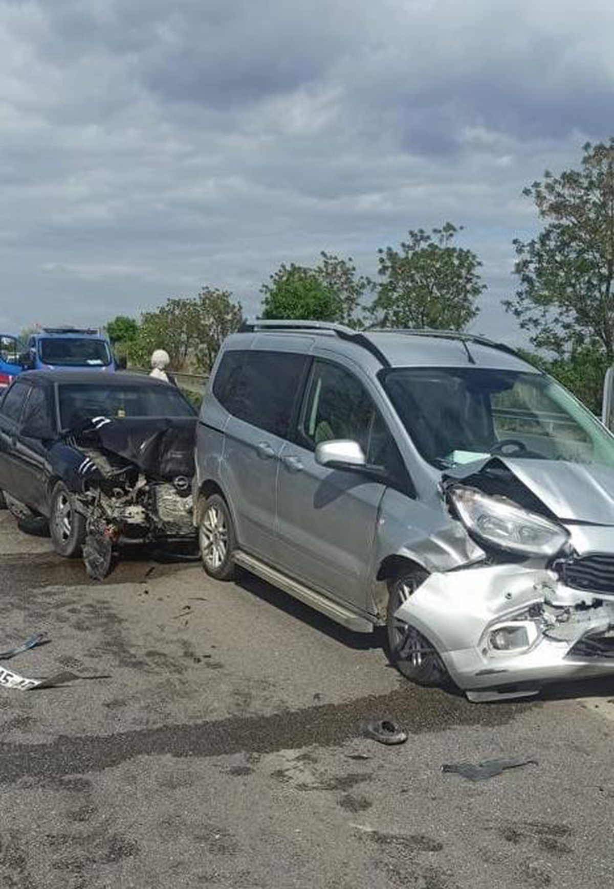 Manisa\'da zincirleme trafik kazasında 5 kişi yaralandı
