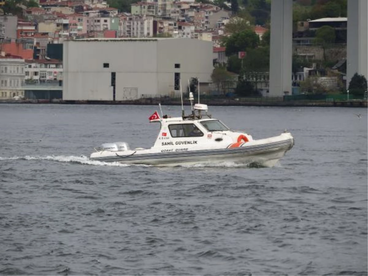 İSTANBUL-(Fotoğraflarıyla)- SAHİLDE FOTOĞRAF ÇEKİLİRKEN DÜŞTÜĞÜ BOĞAZ\'DA KAYBOLDU