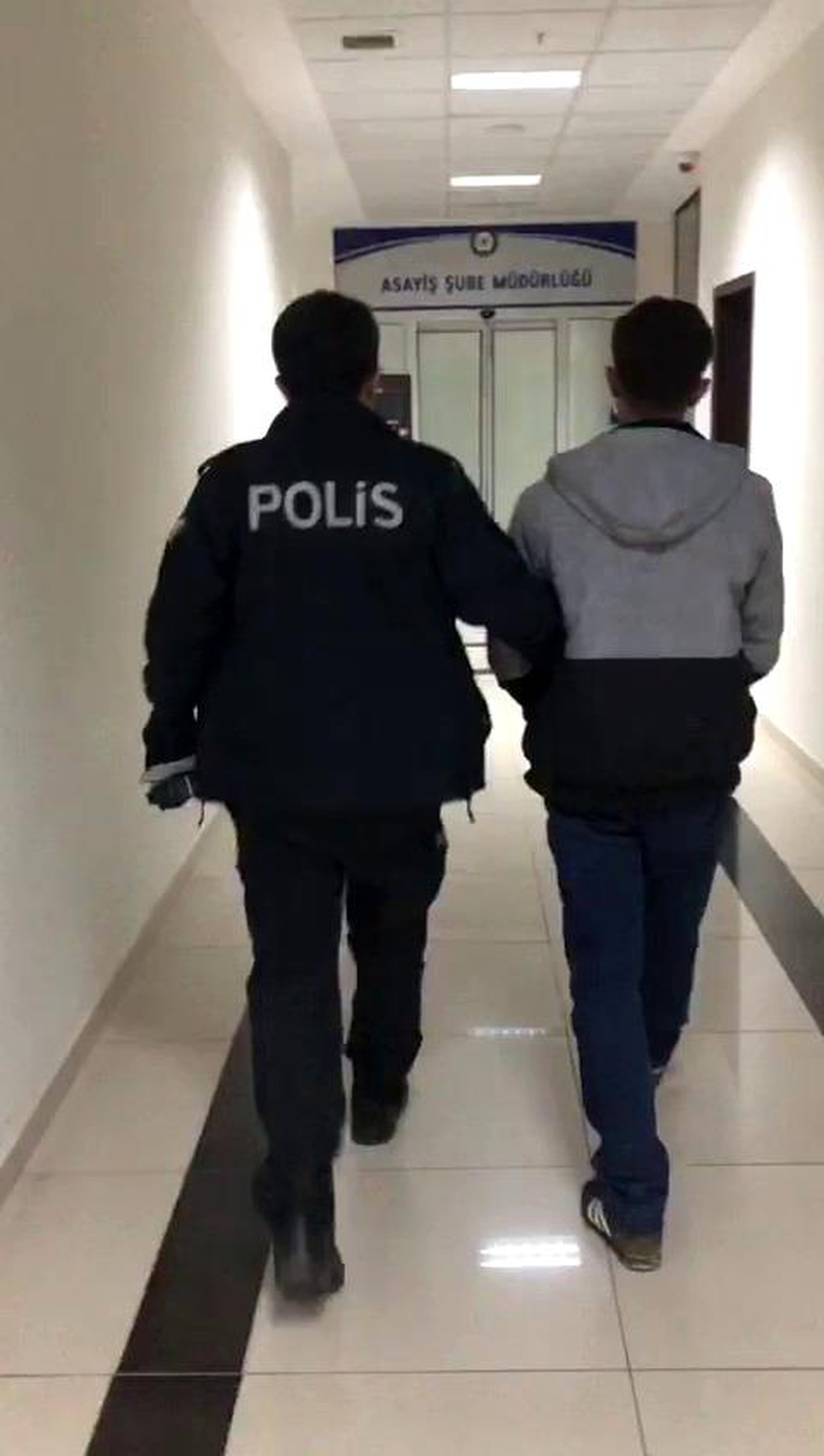 Siirt\'te hakkında 4 yıl 3 ay hapis cezası bulunan hükümlü yakalandı