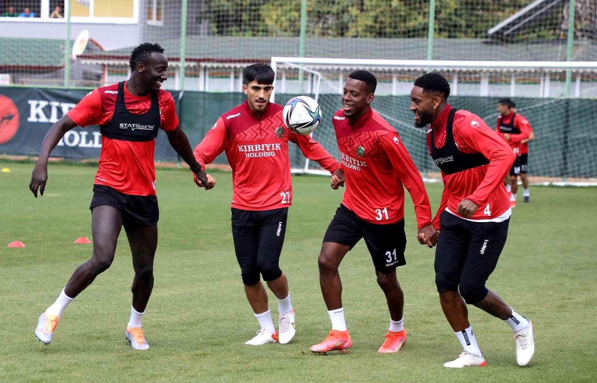 Alanyaspor\'da Adana Demirspor hazırlıkları