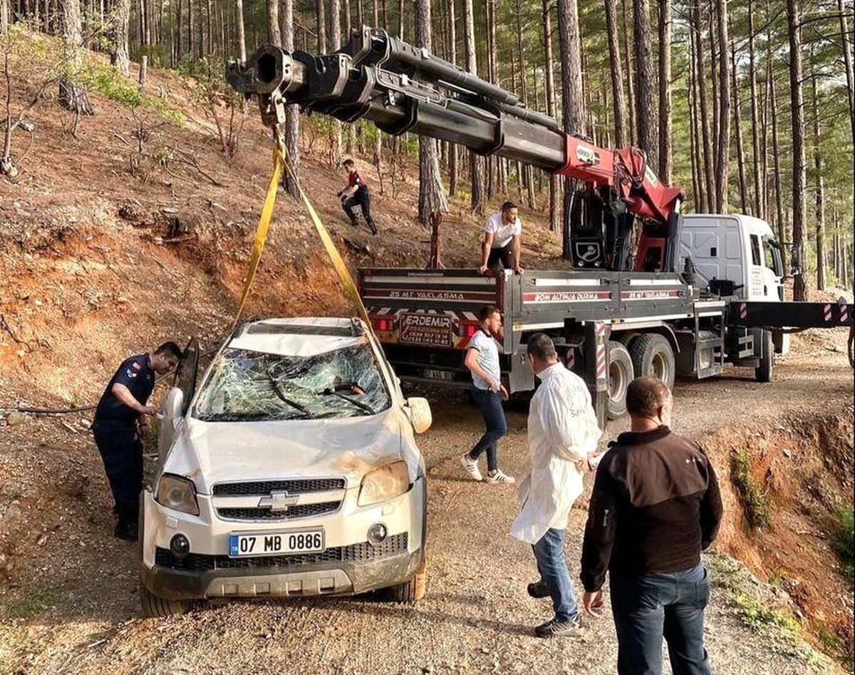 Aracıyla şarampole düşen Alman uyruklu sürücü hayatını kaybetti