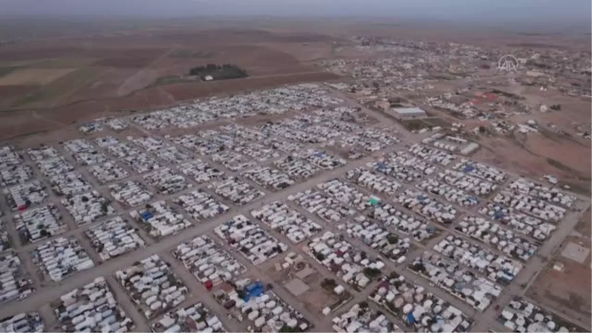 Irak\'ın Sincar ilçesindeki çatışmalardan kaçan Yezidiler