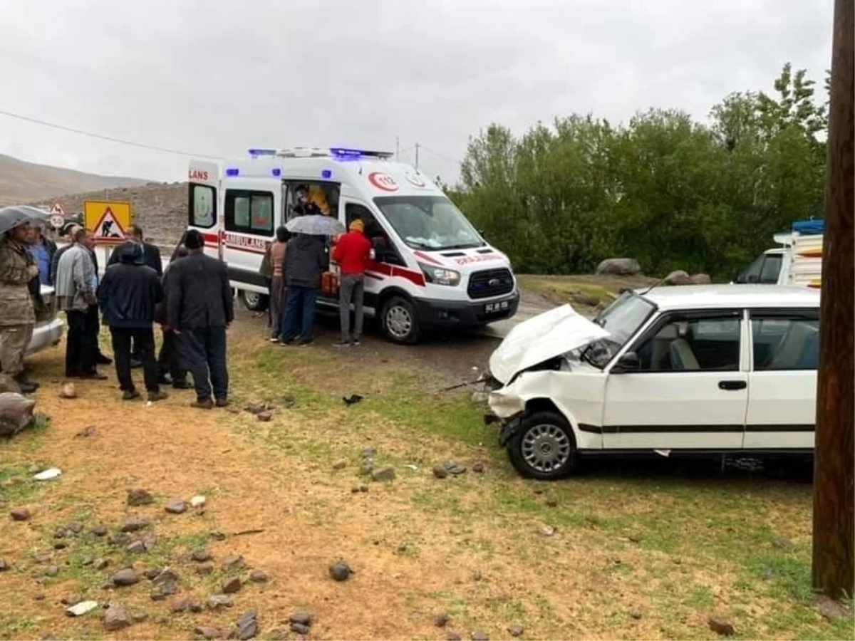 Tunceli\'de trafik kazası: 4 yaralı