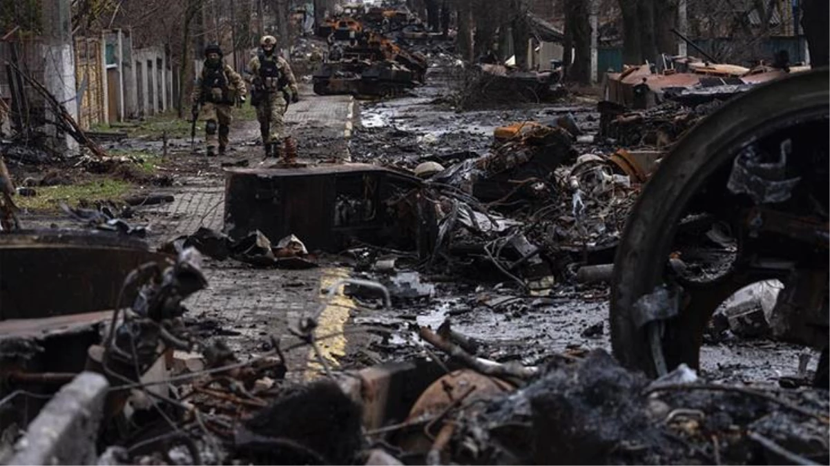 Rus ordusunun Azovstal çelik fabrikasına girmesinden sonra Ukrayna, Harkiv ve İzyum yönlerinde saldırıya geçti!