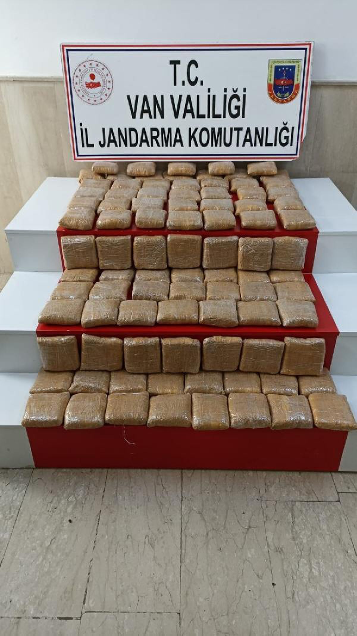Van\'da arazide 91,5 kilo eroin ele geçirildi