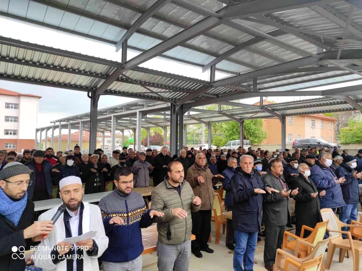 Ankara\'da vatandaşlar yağmur duasına çıktı