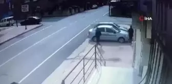 Son dakika haberi! Ayakkabı hırsızları kameralara yakalandı