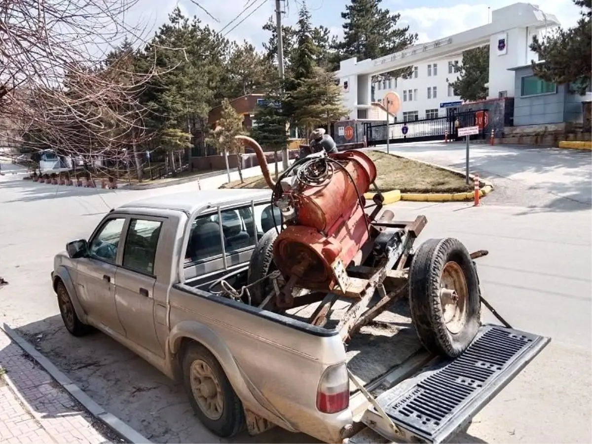 Çalınan su motoru jandarma ekiplerince bulunarak sahibine teslim edildi