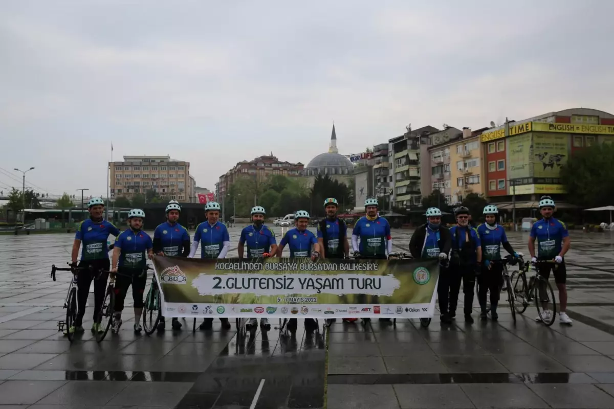 Çölyak hastalığına dikkati çekmek için pedal çeviren bisikletliler Bursa\'ya ulaştı