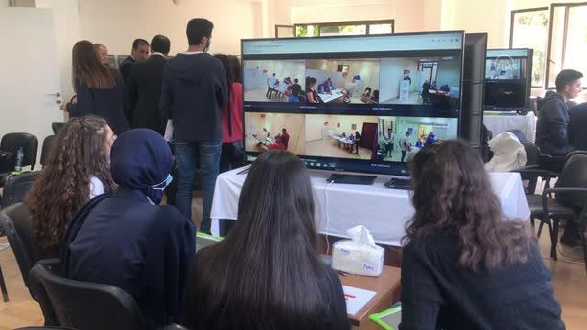 İran ve Arap ülkelerindeki Lübnanlılar genel seçimler için oy kullanmaya başladı