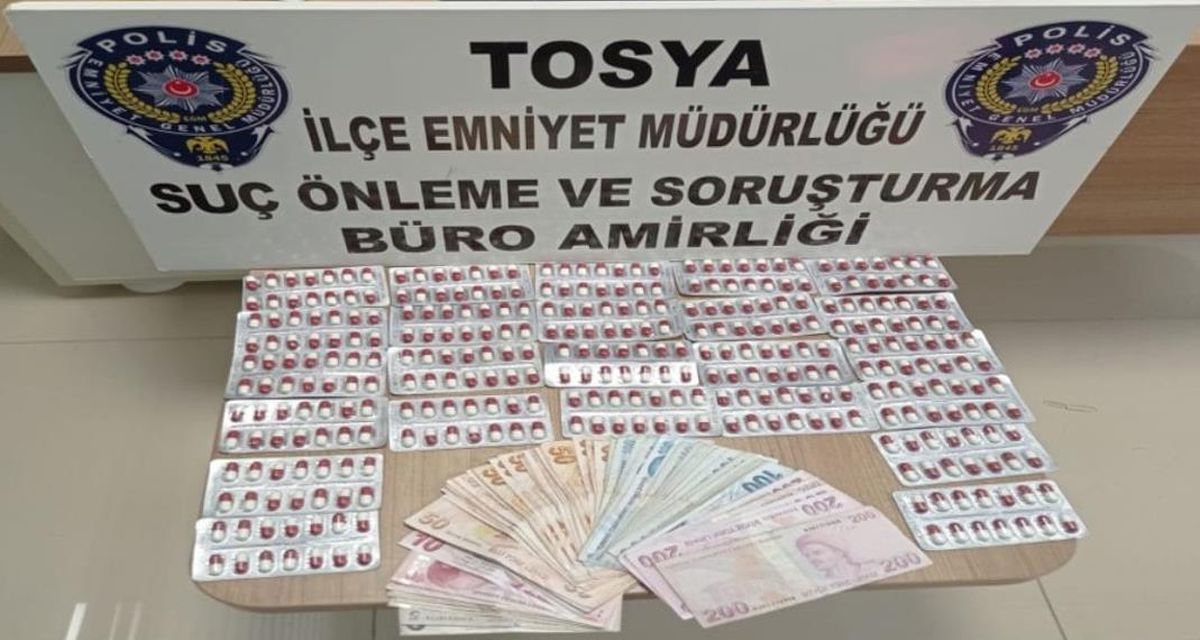 Son dakika haberleri: Kastamonu\'da uyuşturucu operasyonlarında yakalanan 3 zanlı tutuklandı
