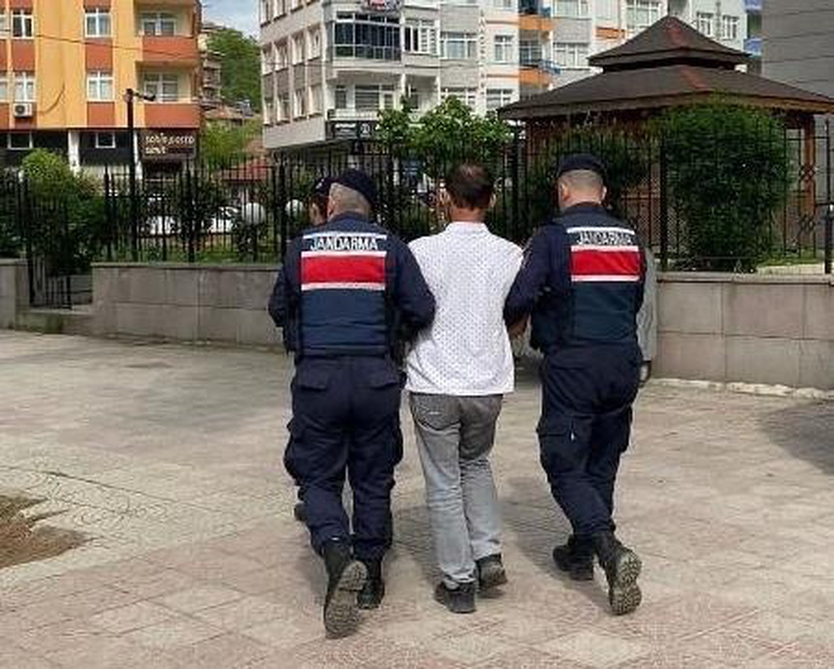 Sinop\'ta firari hükümlü ormanlık alanda yakalandı