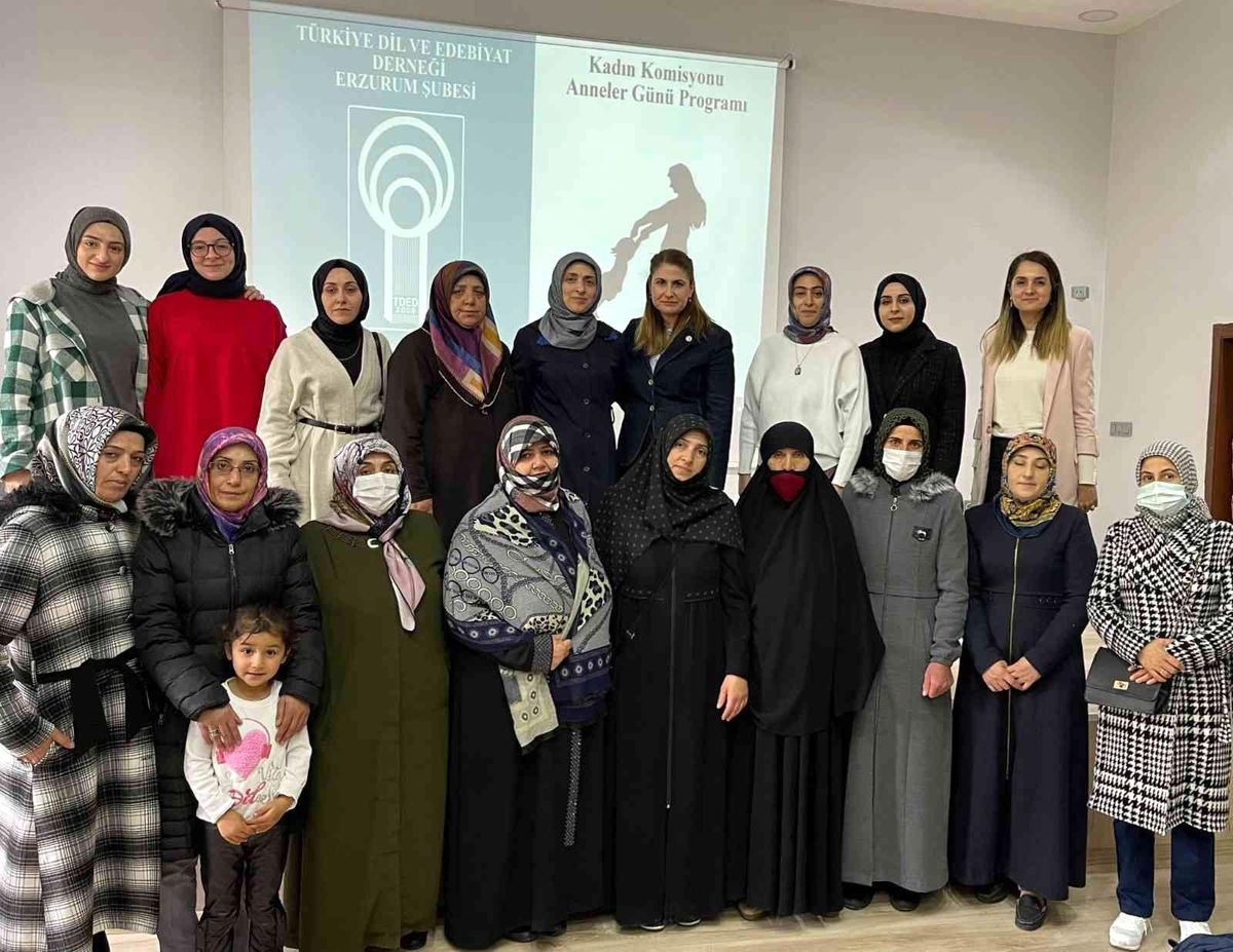 TDED Erzurum\'dan Anneler Günü programı