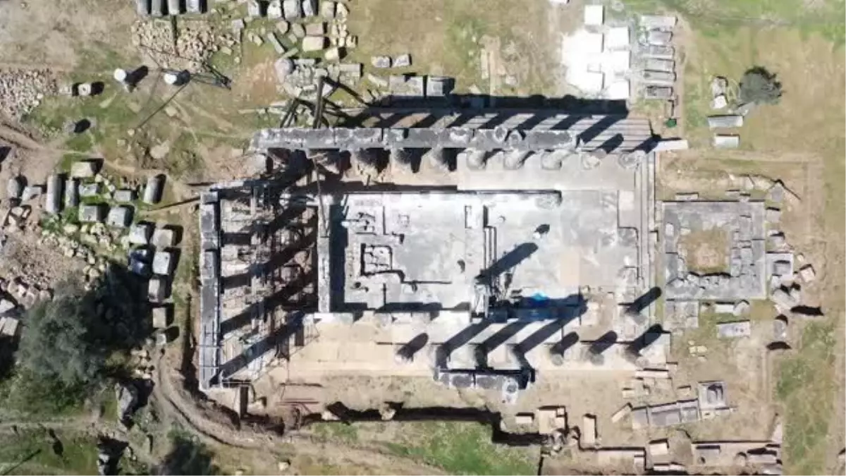 Zeus Lepsynos Tapınağı ihtişamlı sütunlarıyla orijinal görünümüne kavuşuyor